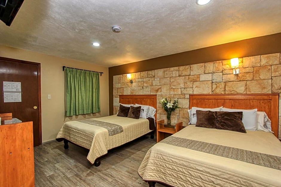 Hotel Mansion del Cantador