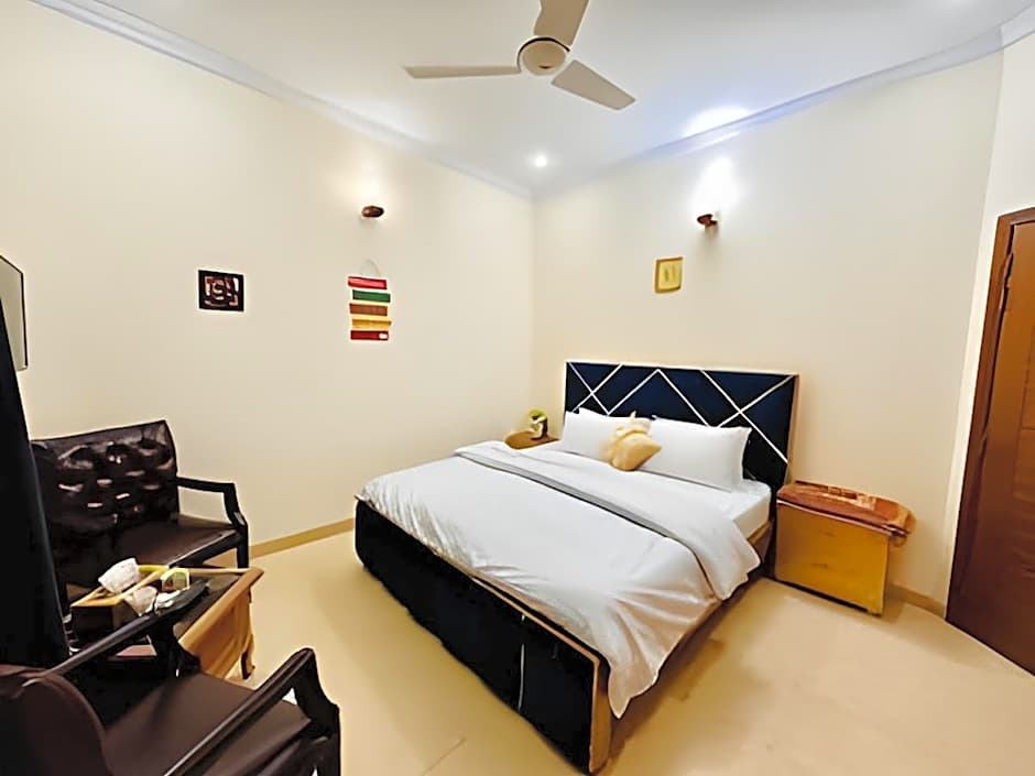 Home Inn Guest House – Islamabad, OH