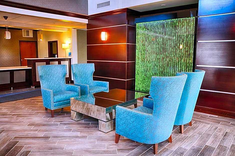 Holiday Inn Express & Suites Sidney By IHG