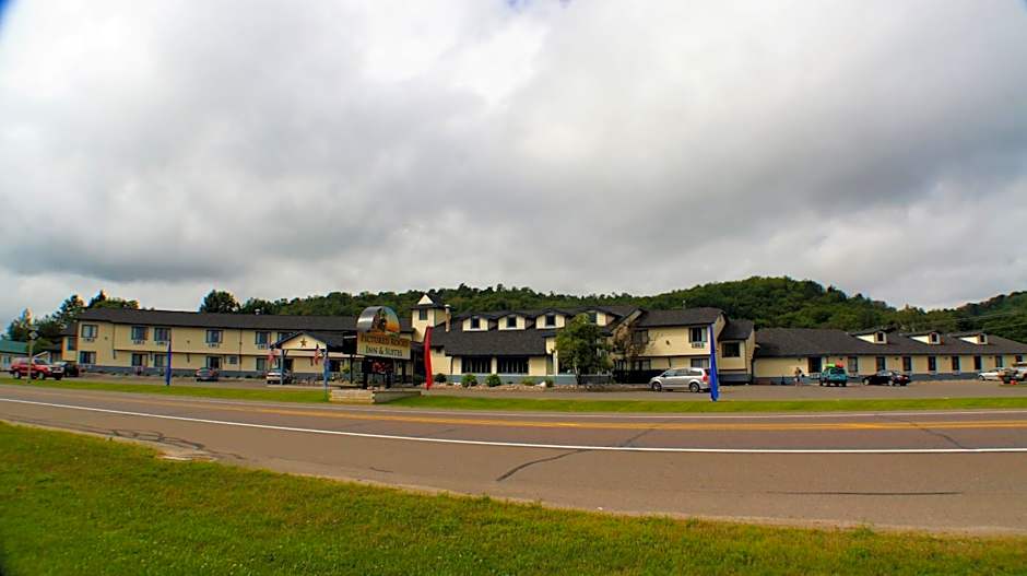 Pictured Rocks Inn and Suites
