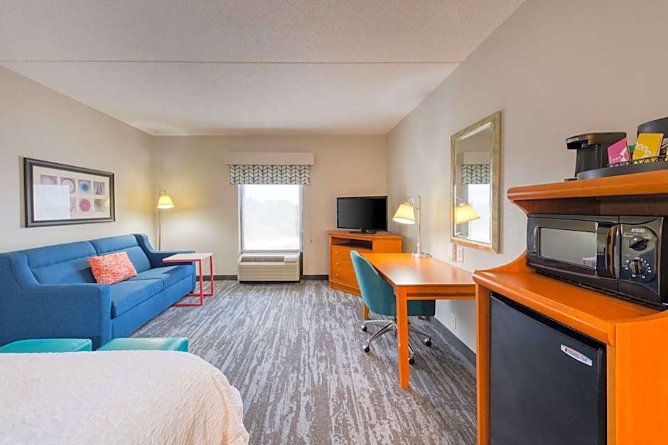 Hampton Inn Wilmington-University Area/Smith Creek Station