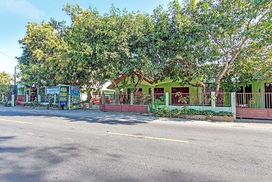 SPOT ON 93029 Pondok Wisata Sabar Menanti 2