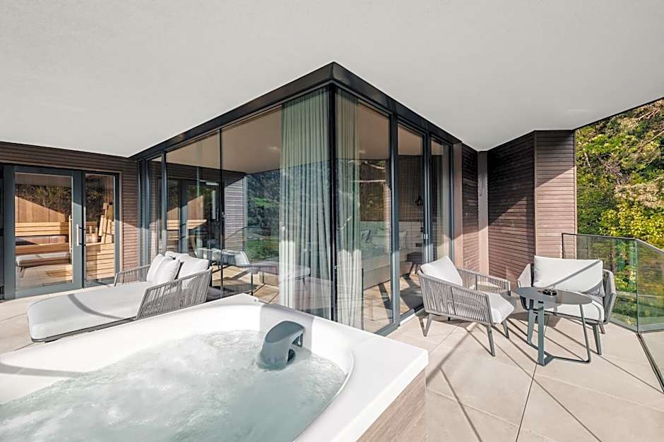 Avidea - Adults Only