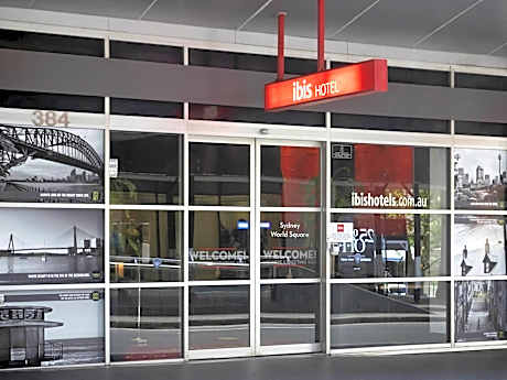 Hotel Ibis World Square