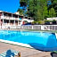 Pinebrook Motel