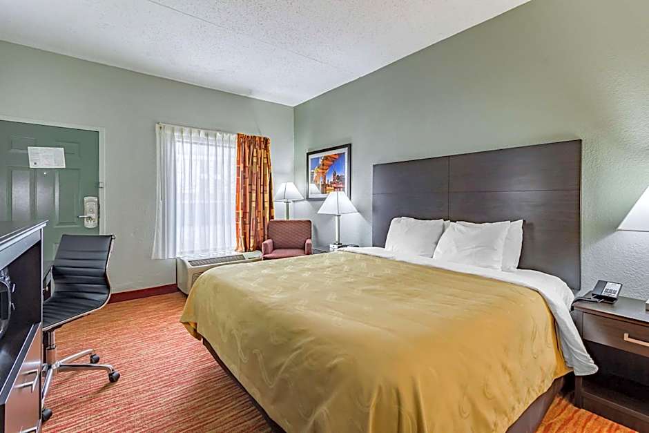 Quality Inn Goodlettsville