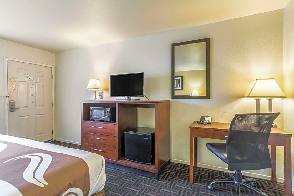 Quality Inn Fresno Near University