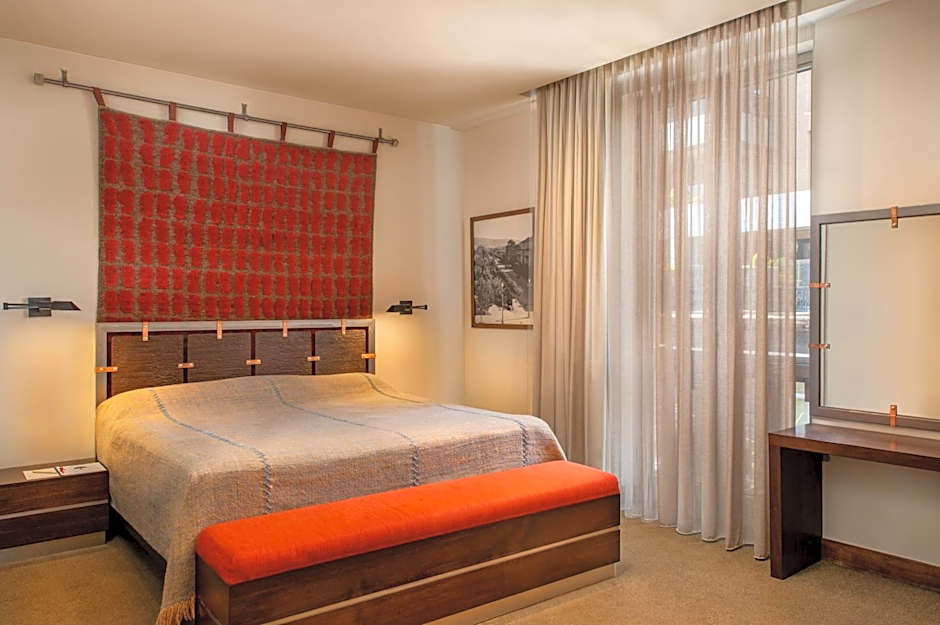 Tufenkian Historic Yerevan Hotel