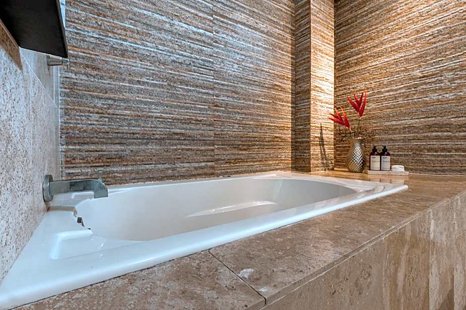 Rojo Manglar Acapulco