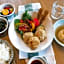 J-Hoppers Lake Biwa Guesthouse
