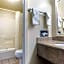 Econo Lodge Pearl
