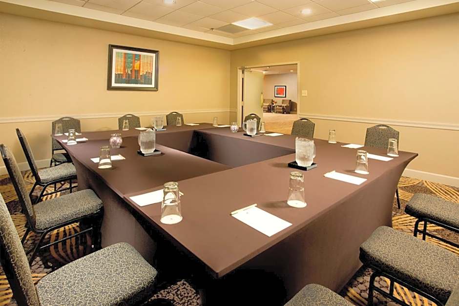 DoubleTree By Hilton Hotel Lafayette