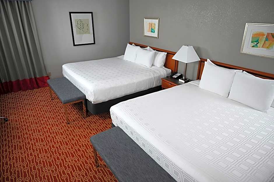 Atrium Hotel And Suites Dfw Airport