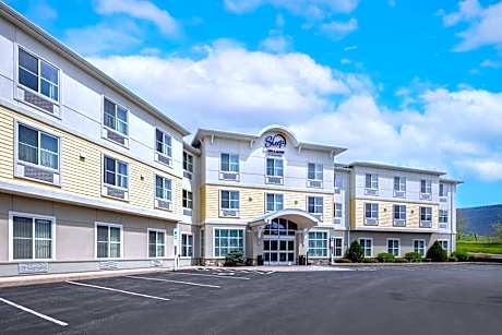 Sleep Inn & Suites Altoona North