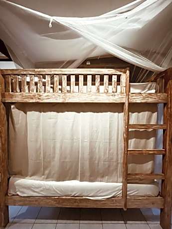 Bed in 6-Bed Mixed Dormitory Room