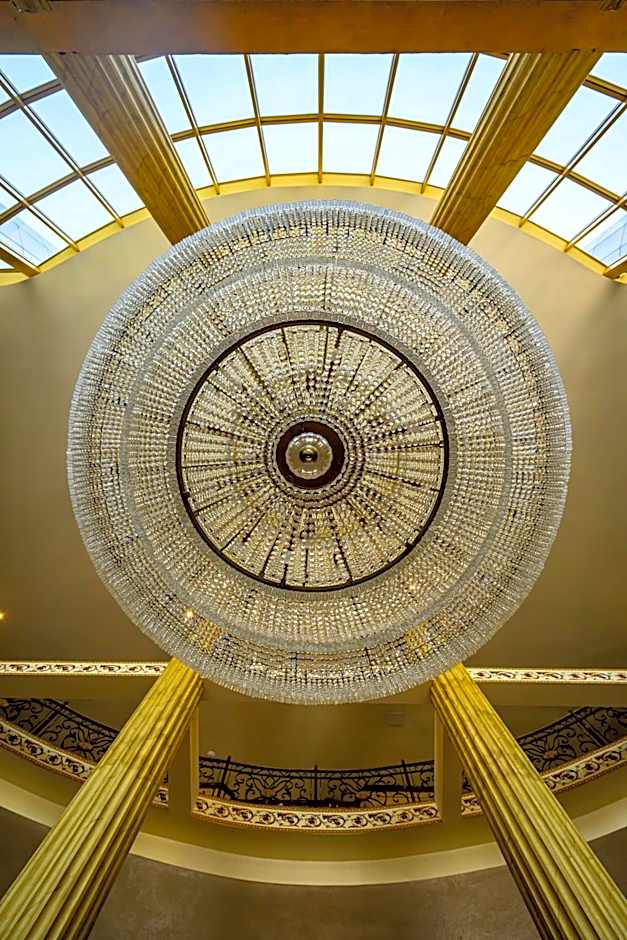 Imperial Palace Hotel