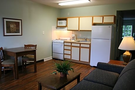 Affordable Suites Jacksonville