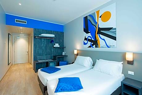 Economy Twin Room