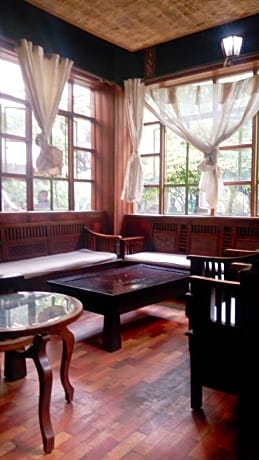 Bermuda Garden Hotel