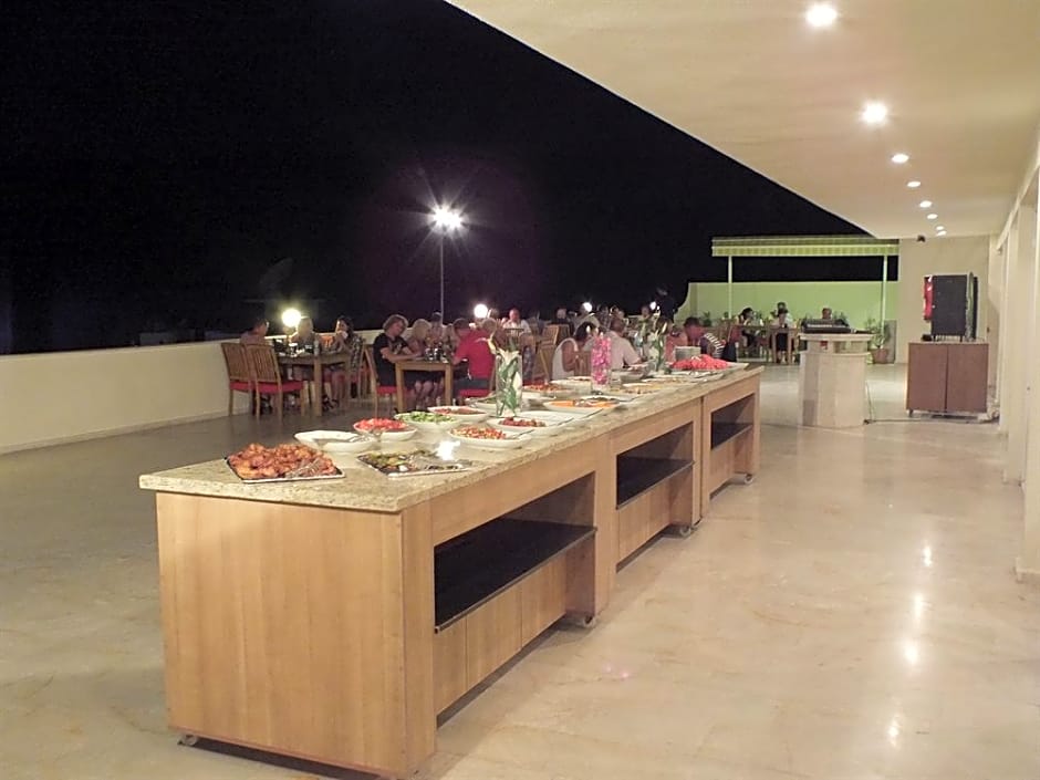 Tuntas Family Suites Kusadasi