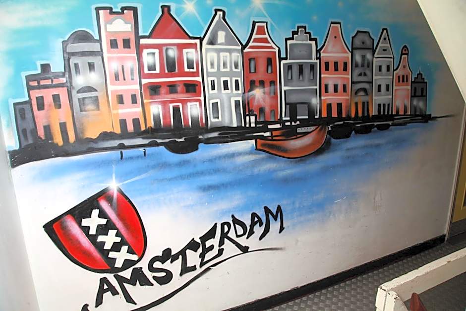 Amsterdam Downtown Hotel Canal View