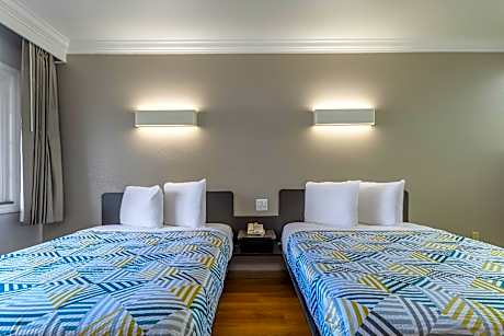 2 Full Beds | Non-Smoking, Micfridge