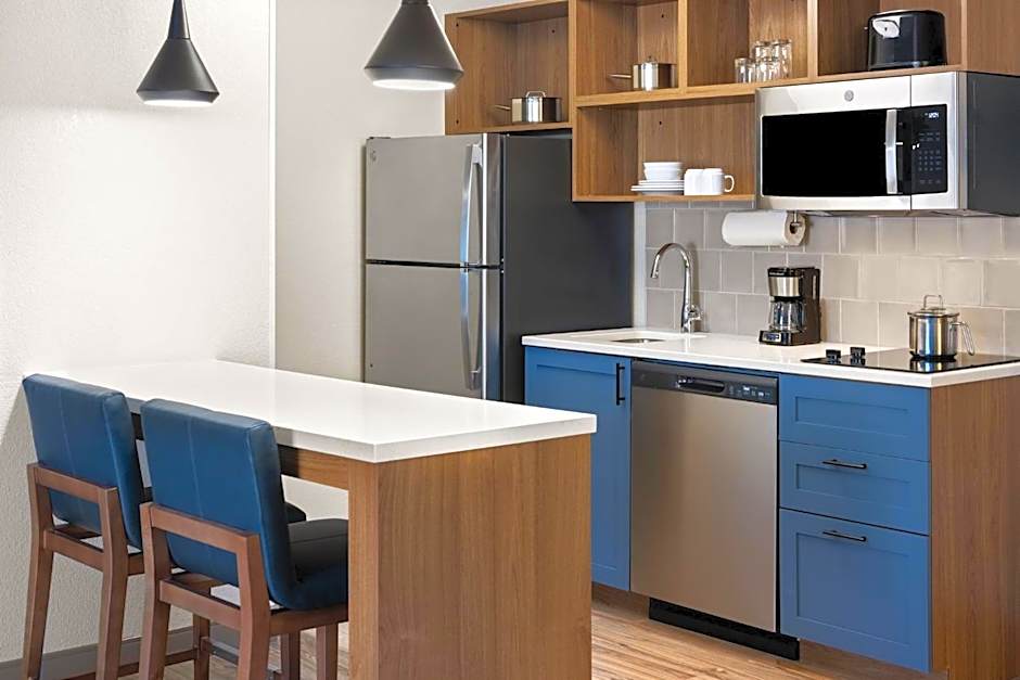 Candlewood Suites Richmond - South By IHG