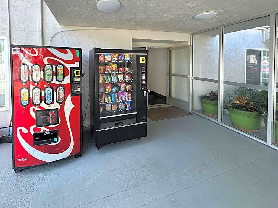 Motel 6 Buena Park, CA Anaheim Near Maingate Knotts