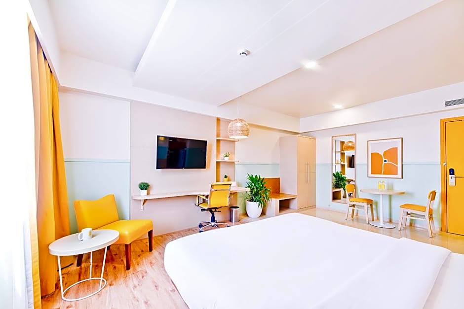 Bloom Hotel - Indiranagar