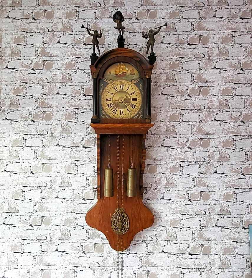 Bed & Breakfast Moments