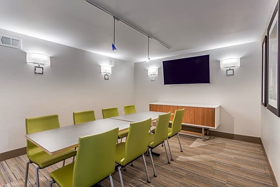 Holiday Inn Express Ramsey Mahwah by IHG