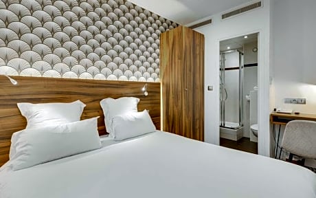 Comfort Double Room with Shower