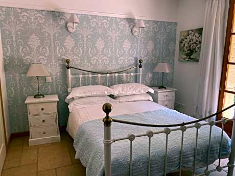 Deluxe Double Room with Terrace
