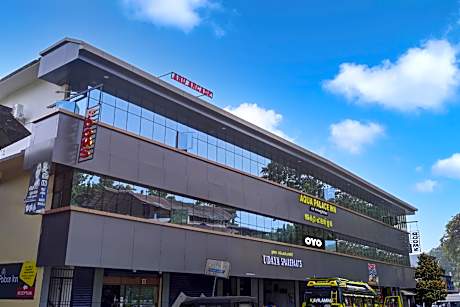 SPOT ON Hotel Aqua Palace Inn