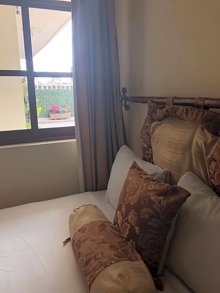 Hotel Elena