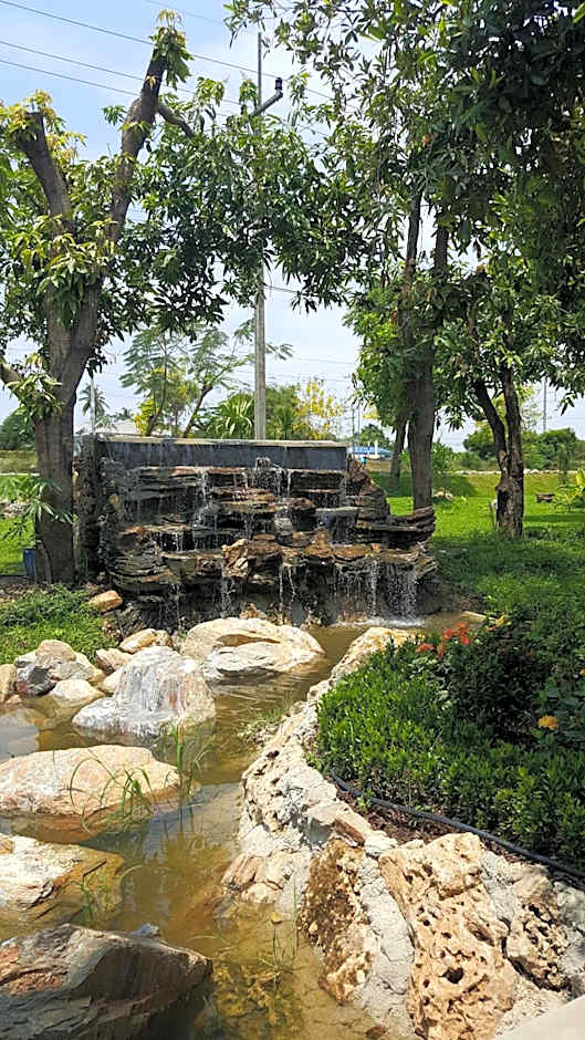 Nai Suan Inn