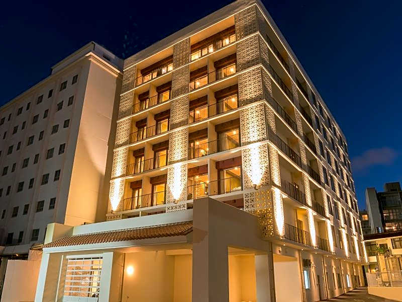 Community & Spa Naha Central Hotel