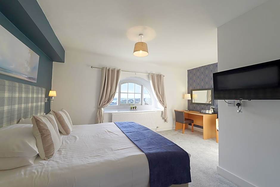 THE LORD NELSON HOTEL