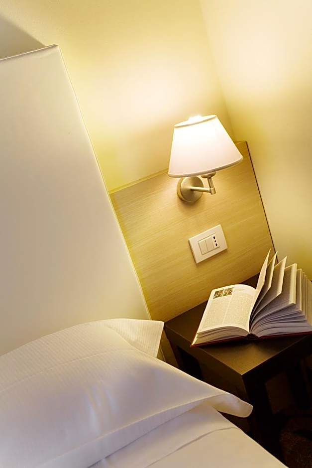 Regal Hotel & Residence