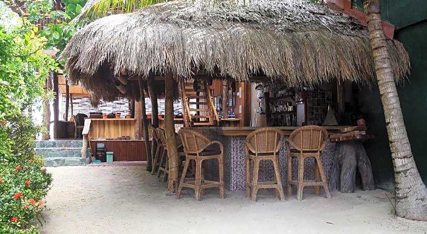 JJS BACKPACKERS VILLAGE