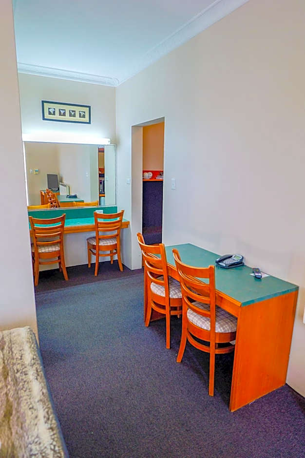 Abbotsleigh Motor Inn