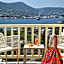 Akrotiri Hotel