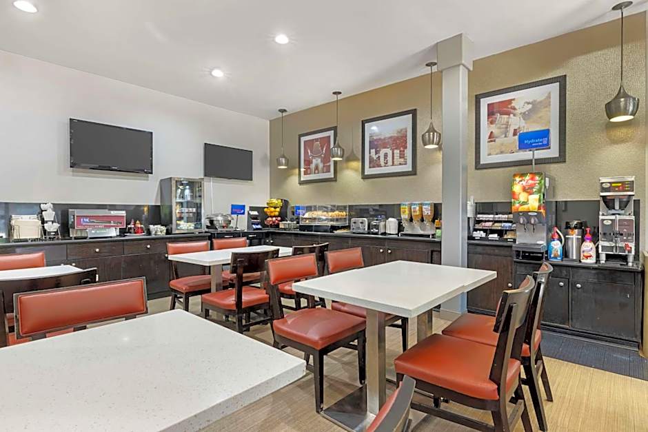 Best Western Royal Palace Inn & Suites
