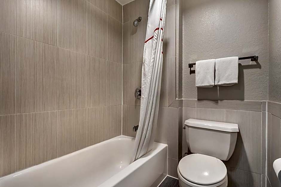 Red Roof Inn Houston Brookhollow