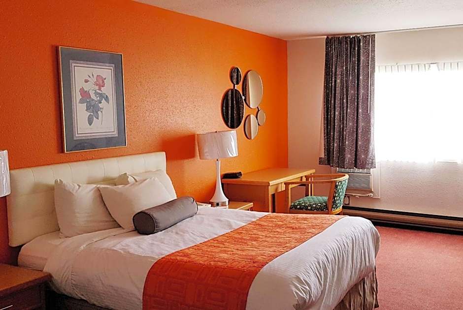 Howard Johnson by Wyndham Fort St. John