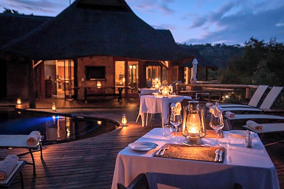 Tshwene Lodge
