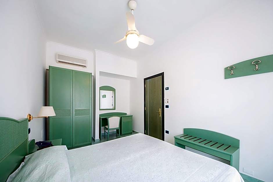 La Residenza Aparthotel