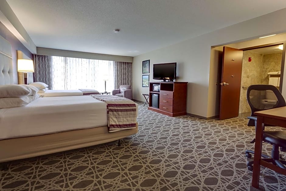 Drury Inn & Suites Overland Park