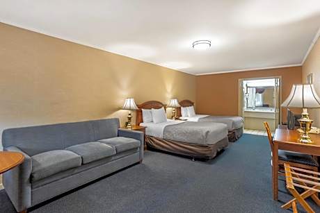 Queen Room with Two Queen Beds - Non-Smoking