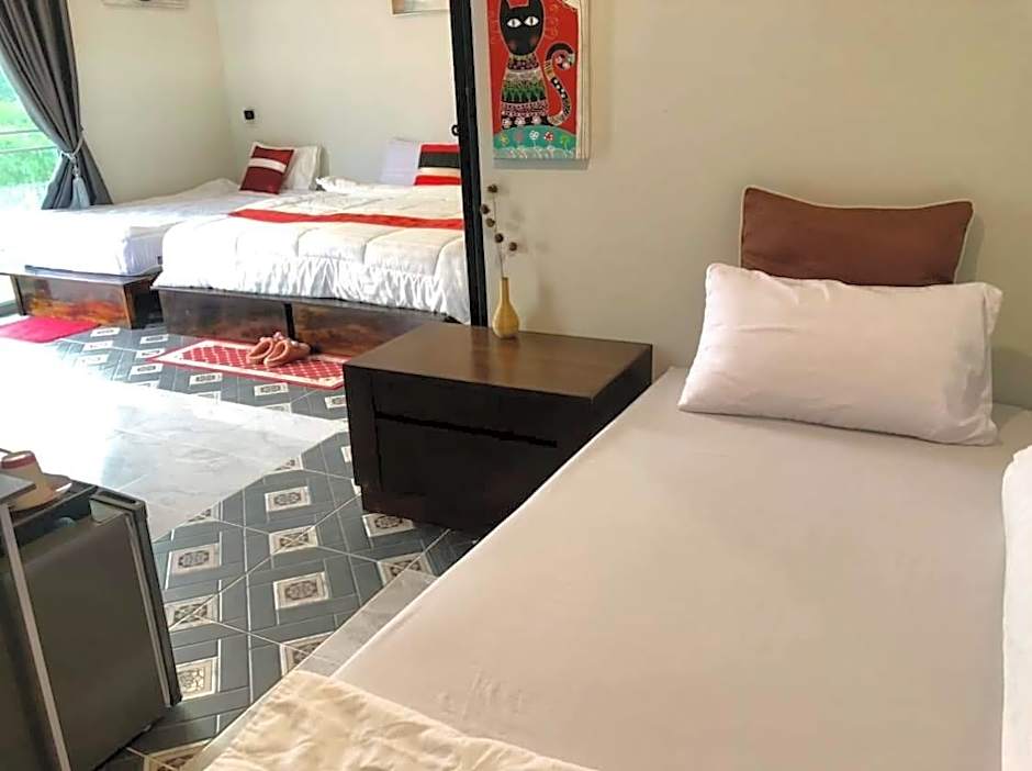 Photo 1 sur 50 de HimFai HomeStay BuengKan